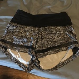 Lululemon Quick Pace 2.5” Short